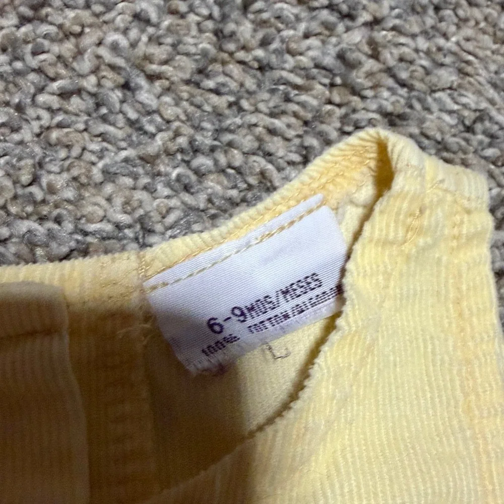 VTG Disney Pooh Baby Corduroy Baggy Romper Yellow 6-9 Months Embroidered